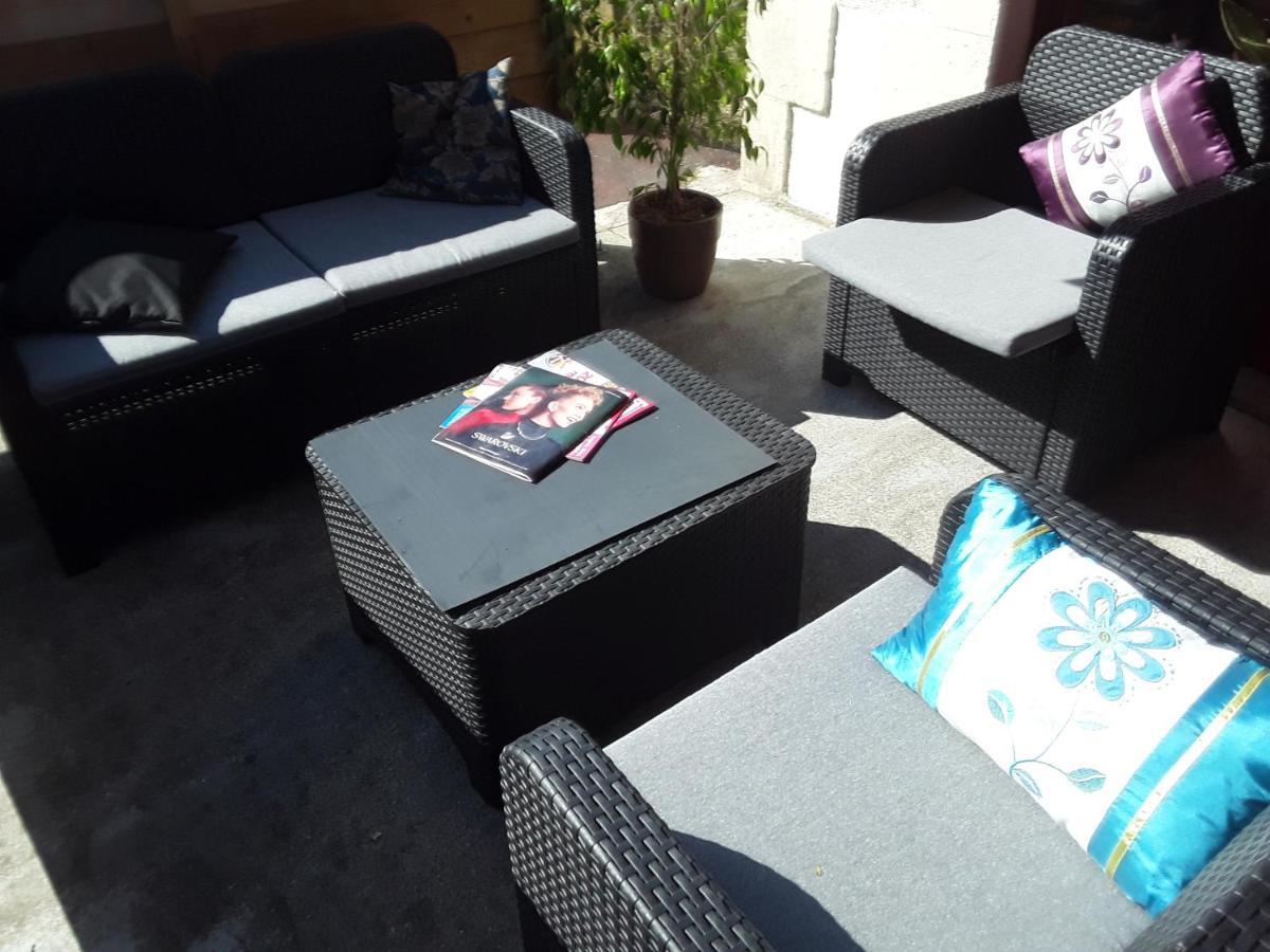 Hotel Le Commerce Neuville  Εξωτερικό φωτογραφία